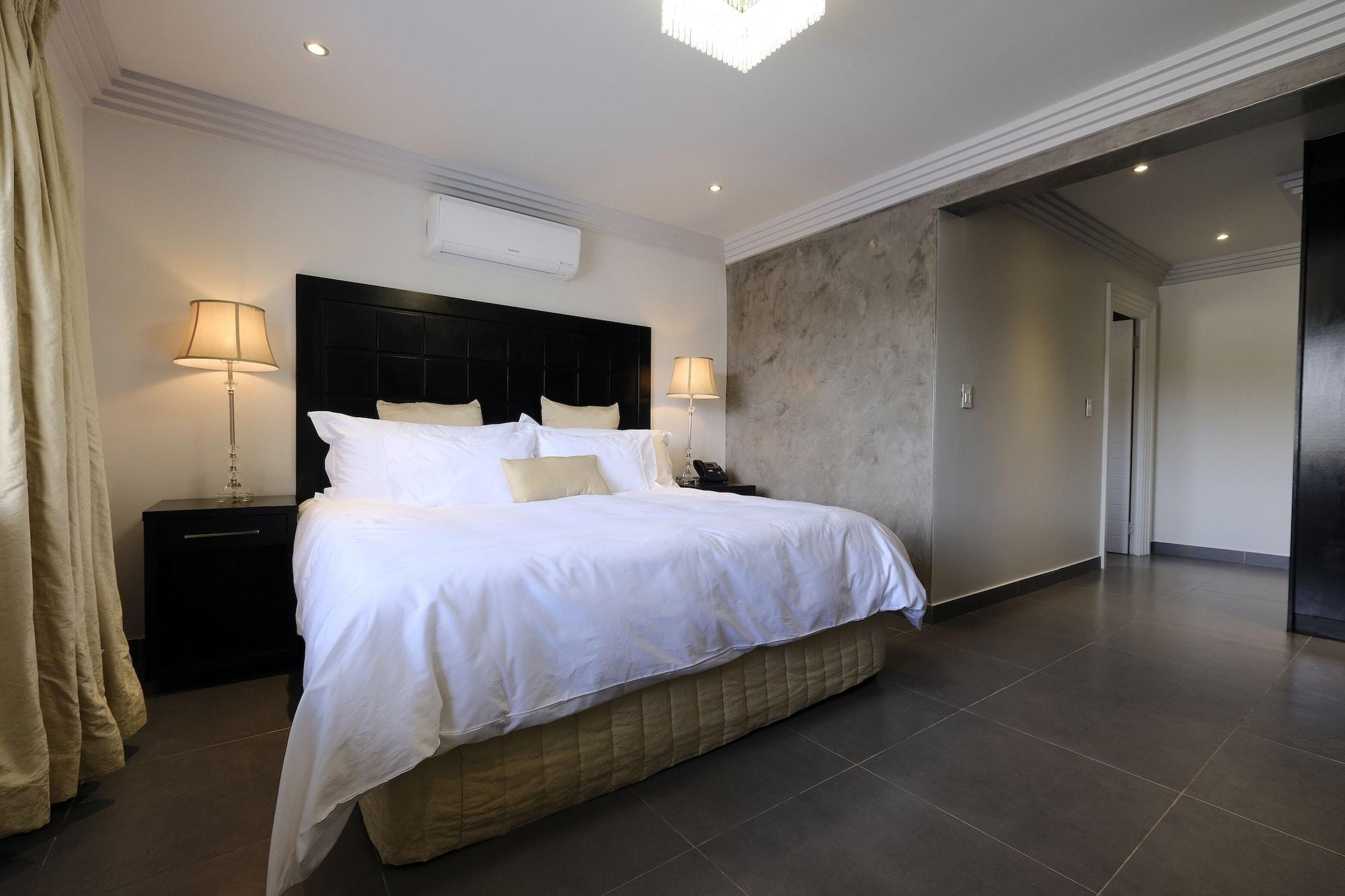 Villa Moyal Johannesburg Exterior photo
