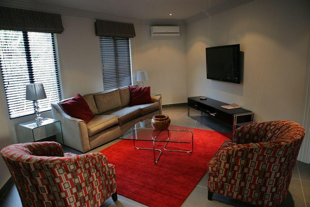 Villa Moyal Johannesburg Exterior photo