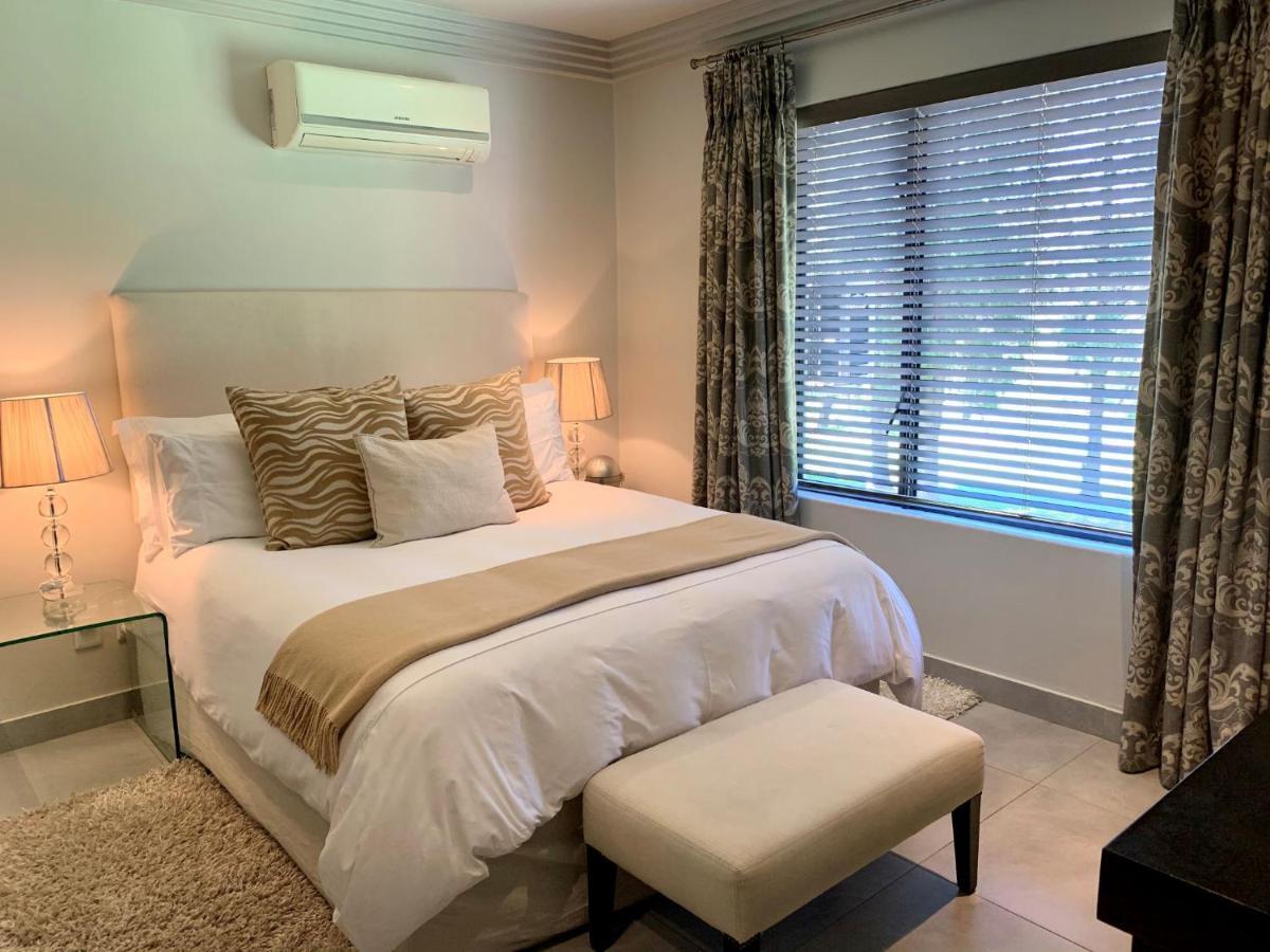 Villa Moyal Johannesburg Exterior photo